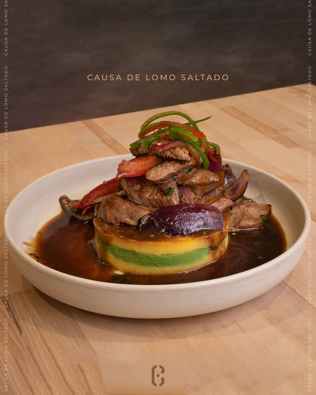 Causa con lomo saltado de Cumpanama Bailén